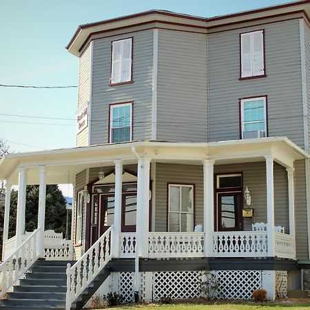 Hotel Hawksbill House - (Adults Only) Luray Exterior foto
